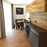 Bergzeit Right On The Slope Apartment